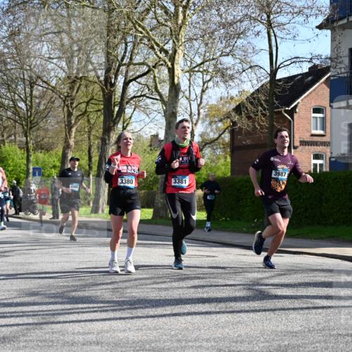 12.04.2026 - 45. Internationalen Wilhelmsburger Insellauf J. Mangold http://msf.ph/oto/9459777 12.04.2026 10:40:48 Ziel 3171, 5832, 4680, 4262, 2485, 2883, 4501, 2633, 2634, 3090, 4649, 4655, 3987, 3381, 3380, 4180, 4980, 5408, 2507, 2456, 2768, 3534, 5281, 5247, 5299, 5315, 5288, 3444, 5254, 2148, 5489, 4645, 4646, 5560, 4295, 5038, 4674 meine-sportfotos.de