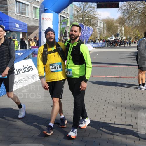 12.04.2026 - 45. Internationalen Wilhelmsburger Insellauf Strokosch-Dieckow http://msf.ph/oto/9459783 12.04.2026 11:06:30 Ziel  meine-sportfotos.de
