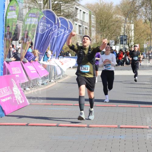 12.04.2026 - 45. Internationalen Wilhelmsburger Insellauf Strokosch-Dieckow http://msf.ph/oto/9459787 12.04.2026 10:49:48 Ziel 3363, 2661 meine-sportfotos.de
