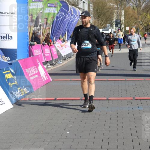 12.04.2026 - 45. Internationalen Wilhelmsburger Insellauf Strokosch-Dieckow http://msf.ph/oto/9459790 12.04.2026 11:06:44 Ziel 2330, 3460, 4564 meine-sportfotos.de