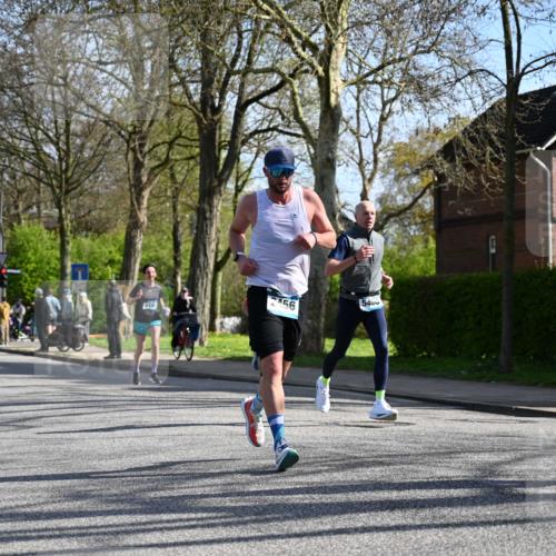 12.04.2026 - 45. Internationalen Wilhelmsburger Insellauf J. Mangold http://msf.ph/oto/9459806 12.04.2026 10:40:51 Ziel 4680, 4262, 2485, 2883, 4501, 2633, 2634, 3090, 4649, 4655, 3987, 3381, 3380, 4180, 4980, 5408, 2507, 2456, 2768, 3534, 5281, 5247, 5299, 5315, 5288, 3444, 5254, 2148, 5489, 4645, 4646, 5560, 4295, 5038, 4674, 5034, 3861 meine-sportfotos.de