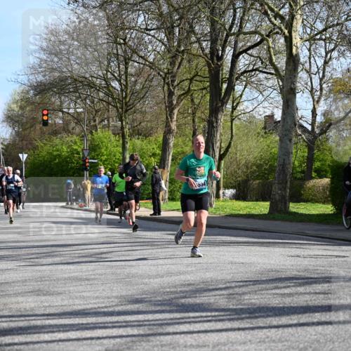 12.04.2026 - 45. Internationalen Wilhelmsburger Insellauf J. Mangold http://msf.ph/oto/9459831 12.04.2026 10:40:55 Ziel 4501, 2633, 2634, 3090, 4649, 4655, 3987, 3381, 3380, 4180, 4980, 5408, 2507, 2456, 2768, 3534, 5281, 5247, 5299, 5315, 5288, 3444, 5254, 2148, 5489, 4645, 4646, 5560, 4295, 4295, 5038, 4674, 5034, 3861, 5545, 2812 meine-sportfotos.de