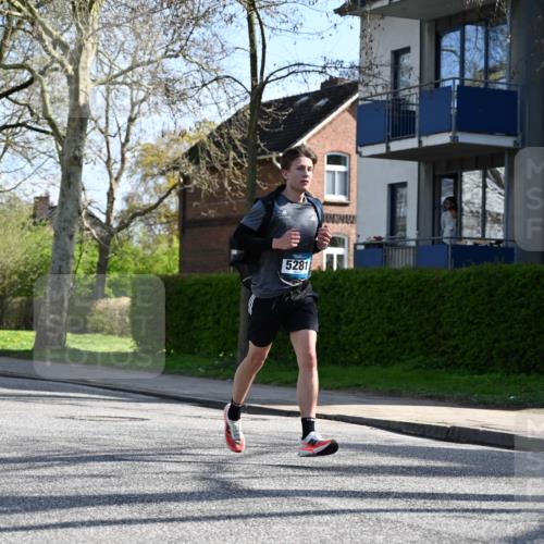 12.04.2026 - 45. Internationalen Wilhelmsburger Insellauf J. Mangold http://msf.ph/oto/9459840 12.04.2026 10:40:59 Ziel 3987, 3381, 3380, 4180, 4980, 5408, 2507, 2456, 2768, 3534, 5281, 5247, 5299, 5315, 5288, 3444, 5254, 2148, 5489, 4645, 4646, 4645, 4646, 5560, 4295, 5038, 4674, 4674, 5034, 3861, 5545, 2812, 5270, 5416, 4963, 3831, 4602 meine-sportfotos.de