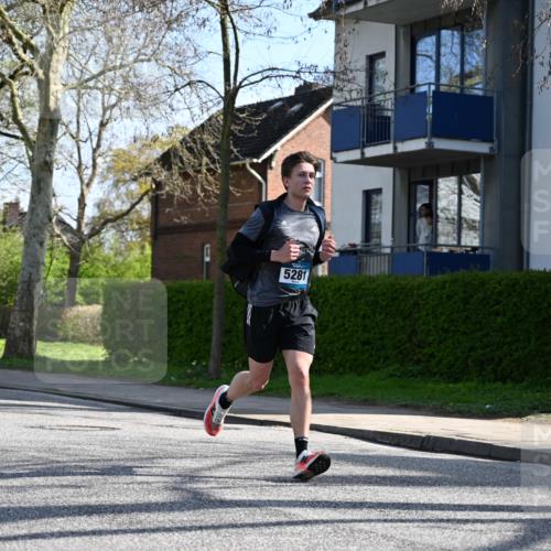 12.04.2026 - 45. Internationalen Wilhelmsburger Insellauf J. Mangold http://msf.ph/oto/9459841 12.04.2026 10:40:59 Ziel 3987, 3381, 3380, 4180, 4980, 5408, 2507, 2456, 2768, 3534, 5281, 5247, 5299, 5315, 5288, 3444, 5254, 2148, 5489, 4645, 4646, 4645, 4646, 5560, 4295, 5038, 4674, 4674, 5034, 3861, 5545, 2812, 5270, 5416, 4963, 3831, 4602 meine-sportfotos.de
