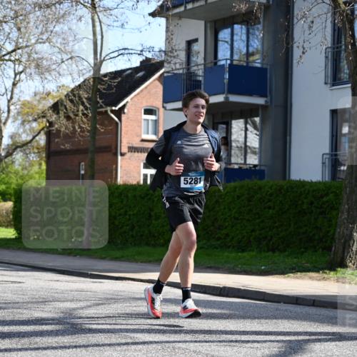 12.04.2026 - 45. Internationalen Wilhelmsburger Insellauf J. Mangold http://msf.ph/oto/9459846 12.04.2026 10:41:00 Ziel 3381, 3380, 4180, 4980, 5408, 2507, 2456, 2768, 3534, 5281, 5247, 5299, 5315, 5288, 3444, 5254, 2148, 5489, 4645, 4646, 5560, 4295, 5038, 4674, 5034, 3861, 5545, 2812, 5270, 5416, 4963, 3831, 4602, 4667 meine-sportfotos.de