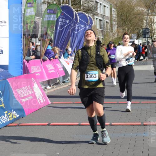 12.04.2026 - 45. Internationalen Wilhelmsburger Insellauf Strokosch-Dieckow http://msf.ph/oto/9459861 12.04.2026 10:49:49 Ziel 3363, 2661, 4715 meine-sportfotos.de