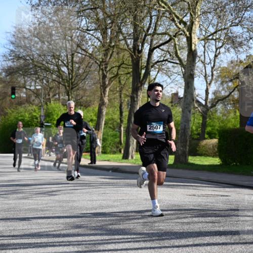 12.04.2026 - 45. Internationalen Wilhelmsburger Insellauf J. Mangold http://msf.ph/oto/9459872 12.04.2026 10:41:03 Ziel 4180, 4980, 5408, 2507, 2456, 2768, 3534, 5281, 5247, 5299, 5315, 5288, 3444, 5254, 2148, 5489, 4645, 4646, 5560, 4295, 5038, 4674, 5034, 3861, 3861, 5545, 2812, 5270, 5416, 4963, 3831, 4602, 4667, 3229 meine-sportfotos.de