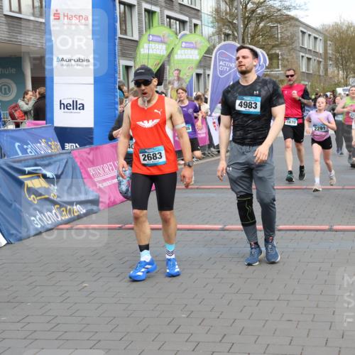 12.04.2026 - 45. Internationalen Wilhelmsburger Insellauf Strokosch-Dieckow http://msf.ph/oto/9459876 12.04.2026 13:00:33 Laufen  meine-sportfotos.de