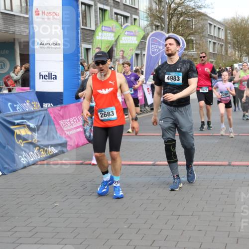 12.04.2026 - 45. Internationalen Wilhelmsburger Insellauf Strokosch-Dieckow http://msf.ph/oto/9459885 12.04.2026 13:00:32 Laufen  meine-sportfotos.de