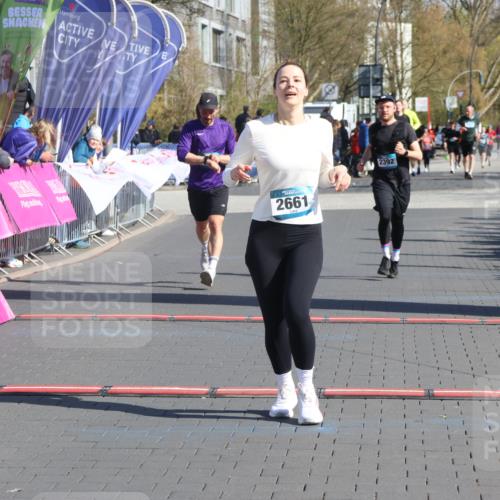 12.04.2026 - 45. Internationalen Wilhelmsburger Insellauf Strokosch-Dieckow http://msf.ph/oto/9459904 12.04.2026 10:49:51 Ziel 3363, 2661, 4715, 2392 meine-sportfotos.de