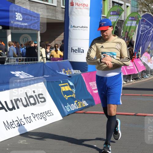 12.04.2026 - 45. Internationalen Wilhelmsburger Insellauf Strokosch-Dieckow http://msf.ph/oto/9459908 12.04.2026 11:06:55 Ziel 2495 meine-sportfotos.de