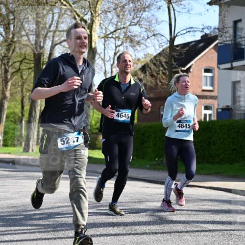 12.04.2026 - 45. Internationalen Wilhelmsburger Insellauf J. Mangold http://msf.ph/oto/9459922 12.04.2026 10:41:10 Ziel 5281, 5247, 5299, 5315, 5288, 3444, 5254, 2148, 5489, 4645, 4646, 5560, 4295, 5038, 5038, 4674, 5034, 3861, 5545, 2812, 5270, 5416, 4963, 3831, 4602, 4667, 3229, 3201, 2869, 2479, 3892, 4483 meine-sportfotos.de