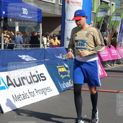 12.04.2026 - 45. Internationalen Wilhelmsburger Insellauf Strokosch-Dieckow http://msf.ph/oto/9459941 12.04.2026 11:06:56 Ziel 2495 meine-sportfotos.de