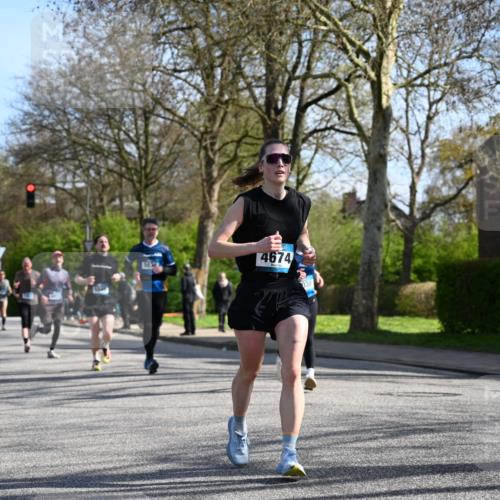 12.04.2026 - 45. Internationalen Wilhelmsburger Insellauf J. Mangold http://msf.ph/oto/9459970 12.04.2026 10:41:22 Ziel 5254, 2148, 5489, 4645, 4646, 5560, 4295, 5038, 4674, 5034, 3861, 5545, 2812, 5270, 5416, 4963, 3831, 4602, 4667, 3229, 3201, 2869, 2479, 3892, 4483, 4483, 5654, 2836 meine-sportfotos.de