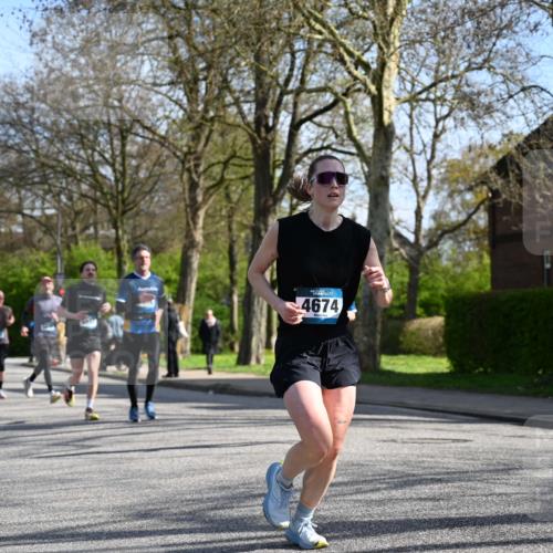 12.04.2026 - 45. Internationalen Wilhelmsburger Insellauf J. Mangold http://msf.ph/oto/9459975 12.04.2026 10:41:22 Ziel 5254, 2148, 5489, 4645, 4646, 5560, 4295, 5038, 4674, 5034, 3861, 5545, 2812, 5270, 5416, 4963, 3831, 4602, 4667, 3229, 3201, 2869, 2479, 3892, 4483, 4483, 5654, 2836 meine-sportfotos.de