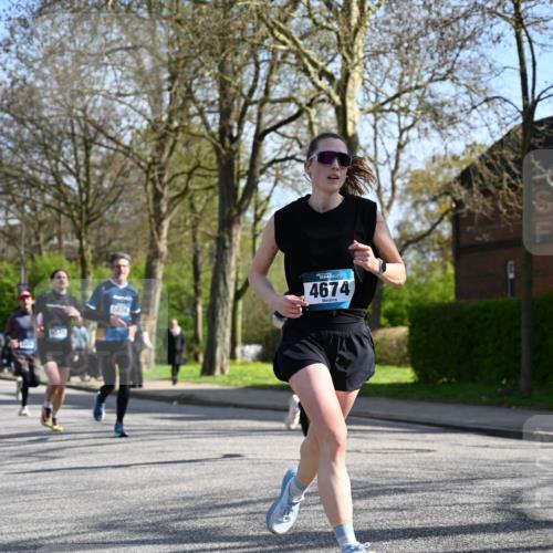 12.04.2026 - 45. Internationalen Wilhelmsburger Insellauf J. Mangold http://msf.ph/oto/9459980 12.04.2026 10:41:23 Ziel 2148, 5489, 4645, 4646, 5560, 4295, 5038, 4674, 5034, 3861, 5545, 2812, 5270, 5416, 4963, 3831, 4602, 4963, 3831, 4602, 4667, 3229, 3201, 2869, 2479, 3892, 4483, 5654, 2836 meine-sportfotos.de