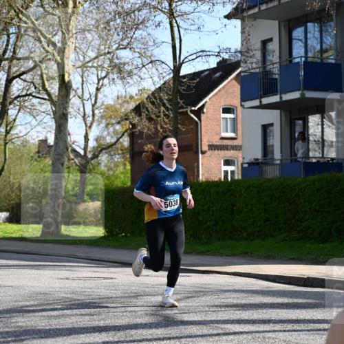 12.04.2026 - 45. Internationalen Wilhelmsburger Insellauf J. Mangold http://msf.ph/oto/9459993 12.04.2026 10:41:24 Ziel 4645, 4646, 5560, 4295, 5038, 4674, 5034, 3861, 5545, 2812, 5270, 5416, 4963, 3831, 4602, 4667, 4667, 3229, 3201, 2869, 2479, 3892, 4483, 5654, 5654, 2836 meine-sportfotos.de