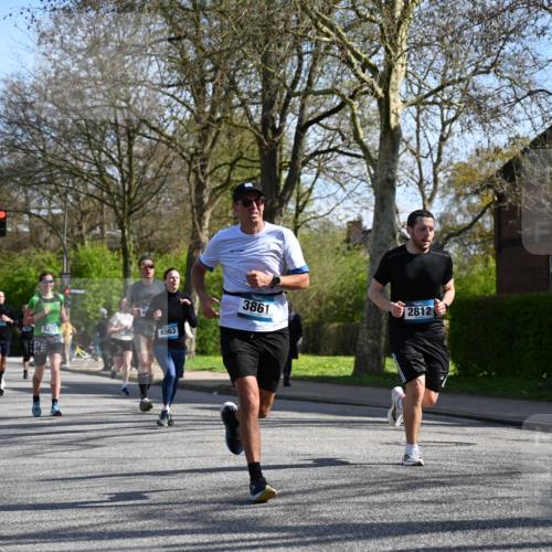 12.04.2026 - 45. Internationalen Wilhelmsburger Insellauf J. Mangold http://msf.ph/oto/9460064 12.04.2026 10:41:31 Ziel 4295, 5038, 4674, 5034, 3861, 5545, 2812, 5270, 5416, 4963, 3831, 4602, 4667, 3229, 3201, 2869, 2869, 2479, 3892, 4483, 5654, 2836, 4615, 2222, 3419, 4042, 3991 meine-sportfotos.de