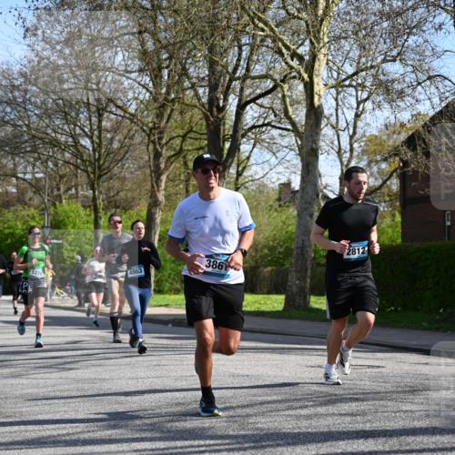 12.04.2026 - 45. Internationalen Wilhelmsburger Insellauf J. Mangold http://msf.ph/oto/9460065 12.04.2026 10:41:31 Ziel 4295, 5038, 4674, 5034, 3861, 5545, 2812, 5270, 5416, 4963, 3831, 4602, 4667, 3229, 3201, 2869, 2869, 2479, 3892, 4483, 5654, 2836, 4615, 2222, 3419, 4042, 3991 meine-sportfotos.de