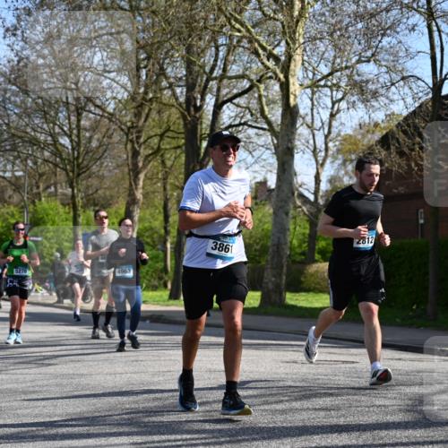 12.04.2026 - 45. Internationalen Wilhelmsburger Insellauf J. Mangold http://msf.ph/oto/9460069 12.04.2026 10:41:31 Ziel 4295, 5038, 4674, 5034, 3861, 5545, 2812, 5270, 5416, 4963, 3831, 4602, 4667, 3229, 3201, 2869, 2869, 2479, 3892, 4483, 5654, 2836, 4615, 2222, 3419, 4042, 3991 meine-sportfotos.de
