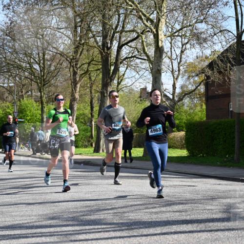 12.04.2026 - 45. Internationalen Wilhelmsburger Insellauf J. Mangold http://msf.ph/oto/9460081 12.04.2026 10:41:33 Ziel 5038, 4674, 5034, 3861, 5545, 2812, 5270, 5416, 4963, 3831, 4602, 4667, 3229, 3201, 2869, 2479, 3892, 2479, 3892, 4483, 5654, 2836, 4615, 2222, 3419, 4042, 3991 meine-sportfotos.de