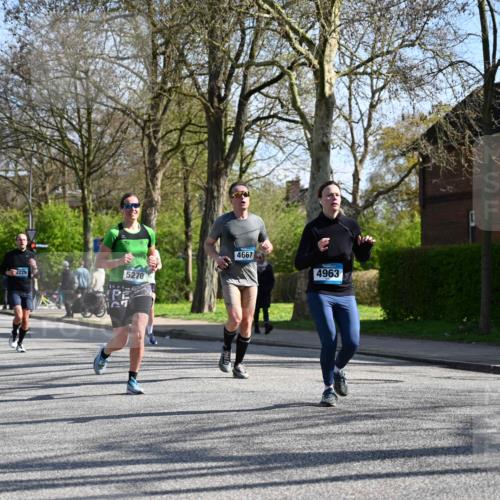 12.04.2026 - 45. Internationalen Wilhelmsburger Insellauf J. Mangold http://msf.ph/oto/9460082 12.04.2026 10:41:33 Ziel 5038, 4674, 5034, 3861, 5545, 2812, 5270, 5416, 4963, 3831, 4602, 4667, 3229, 3201, 2869, 2479, 3892, 2479, 3892, 4483, 5654, 2836, 4615, 2222, 3419, 4042, 3991 meine-sportfotos.de