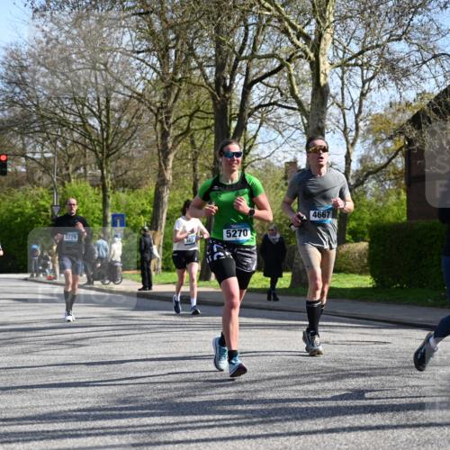 12.04.2026 - 45. Internationalen Wilhelmsburger Insellauf J. Mangold http://msf.ph/oto/9460088 12.04.2026 10:41:33 Ziel 5038, 4674, 5034, 3861, 5545, 2812, 5270, 5416, 4963, 3831, 4602, 4667, 3229, 3201, 2869, 2479, 3892, 2479, 3892, 4483, 5654, 2836, 4615, 2222, 3419, 4042, 3991 meine-sportfotos.de