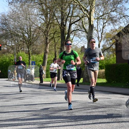 12.04.2026 - 45. Internationalen Wilhelmsburger Insellauf J. Mangold http://msf.ph/oto/9460090 12.04.2026 10:41:34 Ziel 5038, 4674, 5034, 3861, 5545, 2812, 5270, 5416, 4963, 3831, 4602, 4667, 3229, 3201, 2869, 2479, 3892, 4483, 4483, 5654, 2836, 4615, 2222, 3419, 4042, 3991 meine-sportfotos.de