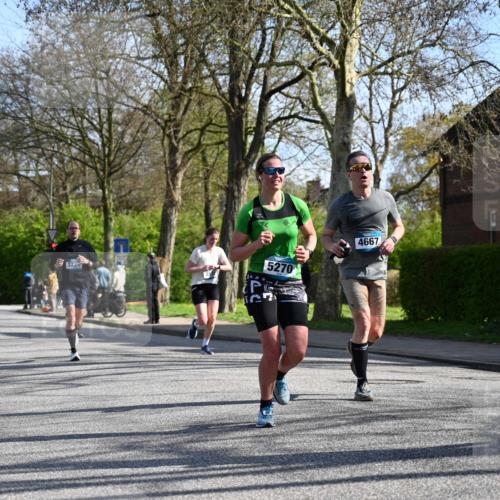 12.04.2026 - 45. Internationalen Wilhelmsburger Insellauf J. Mangold http://msf.ph/oto/9460091 12.04.2026 10:41:34 Ziel 5038, 4674, 5034, 3861, 5545, 2812, 5270, 5416, 4963, 3831, 4602, 4667, 3229, 3201, 2869, 2479, 3892, 4483, 4483, 5654, 2836, 4615, 2222, 3419, 4042, 3991 meine-sportfotos.de