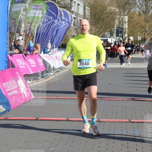 12.04.2026 - 45. Internationalen Wilhelmsburger Insellauf Strokosch-Dieckow http://msf.ph/oto/9460097 12.04.2026 10:50:01 Ziel 3036, 2048, 3357 meine-sportfotos.de