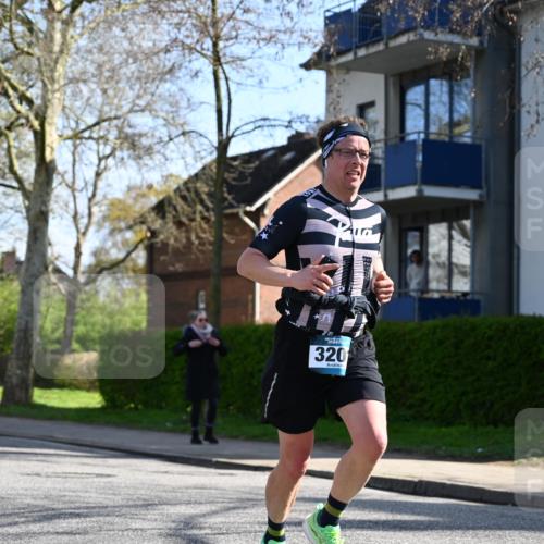 12.04.2026 - 45. Internationalen Wilhelmsburger Insellauf J. Mangold http://msf.ph/oto/9460142 12.04.2026 10:41:41 Ziel 5545, 2812, 5270, 5416, 4963, 3831, 4602, 4667, 3229, 3201, 2869, 2479, 3892, 4483, 5654, 2836, 4615, 2222, 3419, 4042, 3991, 2262, 2263 meine-sportfotos.de