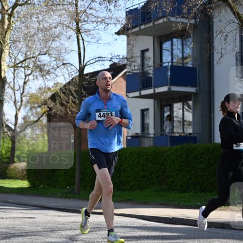 12.04.2026 - 45. Internationalen Wilhelmsburger Insellauf J. Mangold http://msf.ph/oto/9460191 12.04.2026 10:41:50 Ziel 3229, 3201, 2869, 2479, 3892, 4483, 5654, 2836, 4615, 4615, 2222, 3419, 4042, 3991, 2262, 2263 meine-sportfotos.de
