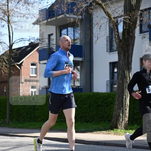 12.04.2026 - 45. Internationalen Wilhelmsburger Insellauf J. Mangold http://msf.ph/oto/9460197 12.04.2026 10:41:51 Ziel 3201, 2869, 2479, 3892, 4483, 5654, 2836, 4615, 2222, 3419, 4042, 3991, 2262, 2263, 2252 meine-sportfotos.de