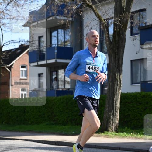 12.04.2026 - 45. Internationalen Wilhelmsburger Insellauf J. Mangold http://msf.ph/oto/9460202 12.04.2026 10:41:51 Ziel 3201, 2869, 2479, 3892, 4483, 5654, 2836, 4615, 2222, 3419, 4042, 3991, 2262, 2263, 2252 meine-sportfotos.de