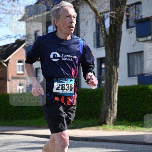 12.04.2026 - 45. Internationalen Wilhelmsburger Insellauf J. Mangold http://msf.ph/oto/9460209 12.04.2026 10:41:52 Ziel 3201, 2869, 2479, 3892, 4483, 5654, 2836, 4615, 2222, 3419, 4042, 3991, 2262, 2263, 2252 meine-sportfotos.de