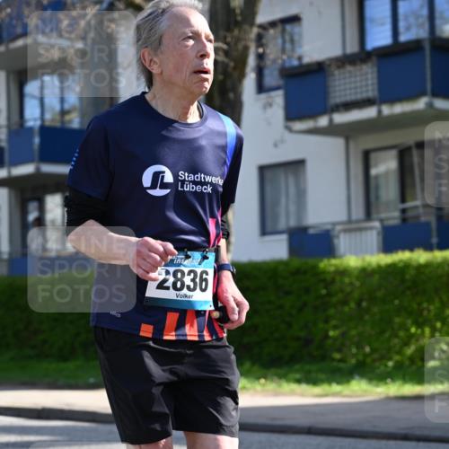 12.04.2026 - 45. Internationalen Wilhelmsburger Insellauf J. Mangold http://msf.ph/oto/9460213 12.04.2026 10:41:52 Ziel 3201, 2869, 2479, 3892, 4483, 5654, 2836, 4615, 2222, 3419, 4042, 3991, 2262, 2263, 2252 meine-sportfotos.de