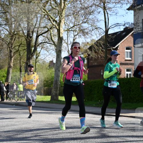 12.04.2026 - 45. Internationalen Wilhelmsburger Insellauf J. Mangold http://msf.ph/oto/9460260 12.04.2026 10:42:09 Ziel 4615, 2222, 3419, 4042, 3991, 2262, 2263, 2252, 3091, 5442, 5273 meine-sportfotos.de