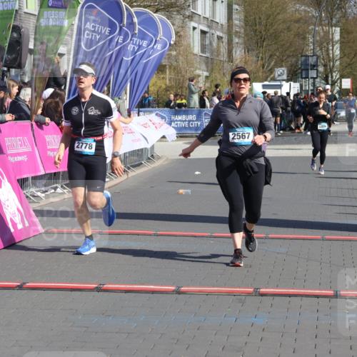 12.04.2026 - 45. Internationalen Wilhelmsburger Insellauf Strokosch-Dieckow http://msf.ph/oto/9460275 12.04.2026 11:07:44 Ziel 2567, 2778 meine-sportfotos.de