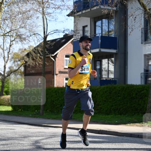 12.04.2026 - 45. Internationalen Wilhelmsburger Insellauf J. Mangold http://msf.ph/oto/9460279 12.04.2026 10:42:11 Ziel 4615, 2222, 3419, 4042, 3991, 2262, 2263, 2252, 3091, 5442, 5273, 2724, 2500 meine-sportfotos.de