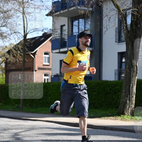 12.04.2026 - 45. Internationalen Wilhelmsburger Insellauf J. Mangold http://msf.ph/oto/9460284 12.04.2026 10:42:11 Ziel 4615, 2222, 3419, 4042, 3991, 2262, 2263, 2252, 3091, 5442, 5273, 2724, 2500 meine-sportfotos.de