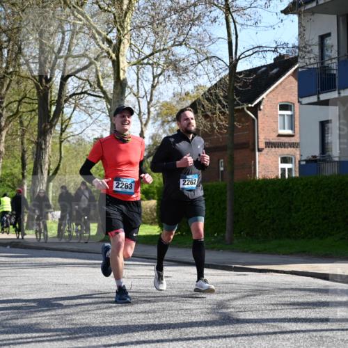 12.04.2026 - 45. Internationalen Wilhelmsburger Insellauf J. Mangold http://msf.ph/oto/9460299 12.04.2026 10:42:13 Ziel 4615, 2222, 3419, 4042, 3991, 2262, 2263, 2252, 3091, 5442, 5273, 2724, 2500, 3021 meine-sportfotos.de