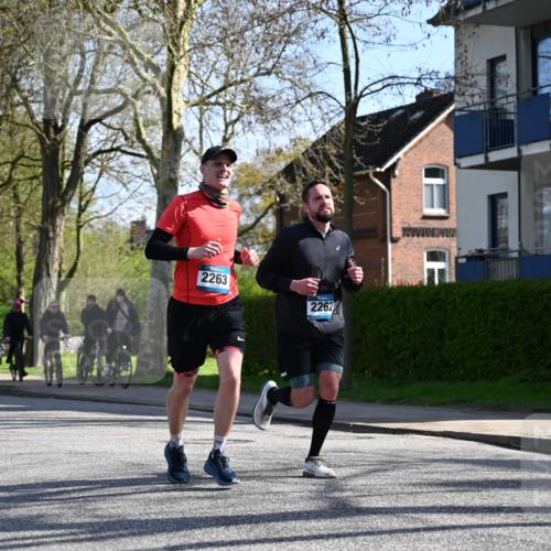 12.04.2026 - 45. Internationalen Wilhelmsburger Insellauf J. Mangold http://msf.ph/oto/9460302 12.04.2026 10:42:13 Ziel 4615, 2222, 3419, 4042, 3991, 2262, 2263, 2252, 3091, 5442, 5273, 2724, 2500, 3021 meine-sportfotos.de