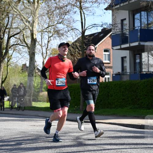 12.04.2026 - 45. Internationalen Wilhelmsburger Insellauf J. Mangold http://msf.ph/oto/9460307 12.04.2026 10:42:13 Ziel 4615, 2222, 3419, 4042, 3991, 2262, 2263, 2252, 3091, 5442, 5273, 2724, 2500, 3021 meine-sportfotos.de