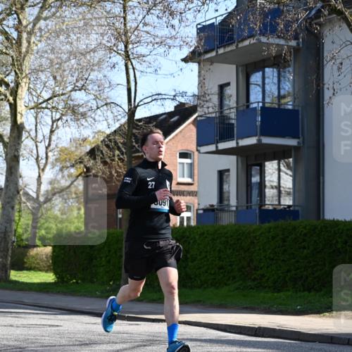 12.04.2026 - 45. Internationalen Wilhelmsburger Insellauf J. Mangold http://msf.ph/oto/9460368 12.04.2026 10:42:37 Ziel 2252, 3091, 5442, 5273, 2724, 2500, 3021, 5751, 5794, 3779, 5840, 2406, 4377, 4377, 3086, 3227, 4974, 5705, 2189, 5697, 2813, 4931, 3565, 5337, 2102, 2656, 2104 meine-sportfotos.de