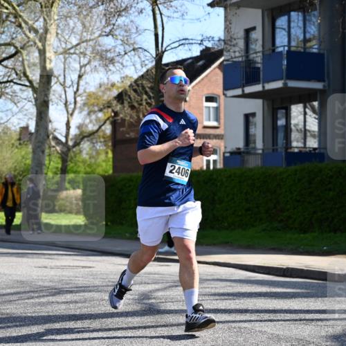 12.04.2026 - 45. Internationalen Wilhelmsburger Insellauf J. Mangold http://msf.ph/oto/9460485 12.04.2026 10:42:58 Ziel 2724, 2500, 3021, 5751, 5794, 3779, 5840, 2406, 4377, 3086, 3227, 4974, 5705, 2189, 5697, 2813, 4931, 3565, 3565, 5337, 2102, 2656, 2104, 5407, 5286, 2039, 3486, 4428, 3022 meine-sportfotos.de