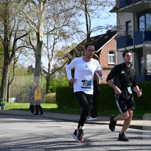 12.04.2026 - 45. Internationalen Wilhelmsburger Insellauf J. Mangold http://msf.ph/oto/9460567 12.04.2026 10:43:06 Ziel 3779, 5840, 2406, 4377, 3086, 3227, 4974, 5705, 2189, 5697, 2813, 4931, 3565, 5337, 2102, 2656, 2104, 5407, 5286, 2039, 3486, 4428, 3022, 4349 meine-sportfotos.de