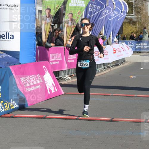 12.04.2026 - 45. Internationalen Wilhelmsburger Insellauf Strokosch-Dieckow http://msf.ph/oto/9460590 12.04.2026 11:08:01 Ziel 4856, 3295 meine-sportfotos.de