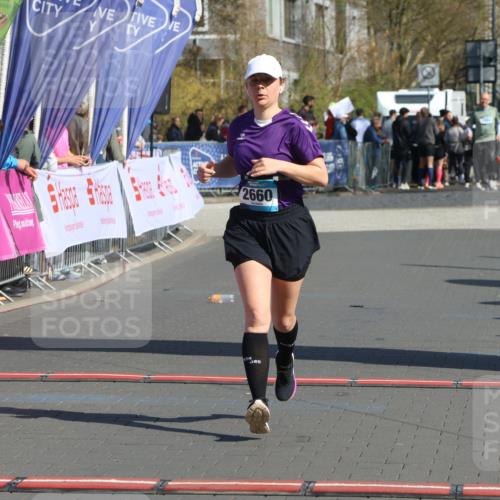 12.04.2026 - 45. Internationalen Wilhelmsburger Insellauf Strokosch-Dieckow http://msf.ph/oto/9460736 12.04.2026 11:08:13 Ziel 2924, 2660 meine-sportfotos.de