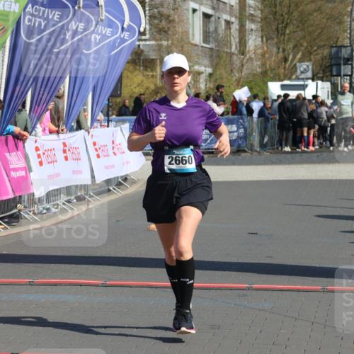 12.04.2026 - 45. Internationalen Wilhelmsburger Insellauf Strokosch-Dieckow http://msf.ph/oto/9460769 12.04.2026 11:08:13 Ziel 2924, 2660 meine-sportfotos.de