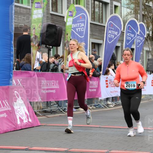 12.04.2026 - 45. Internationalen Wilhelmsburger Insellauf Strokosch-Dieckow http://msf.ph/oto/9460776 12.04.2026 13:19:07 Ziel 4626, 2019, 3940, 3482 meine-sportfotos.de